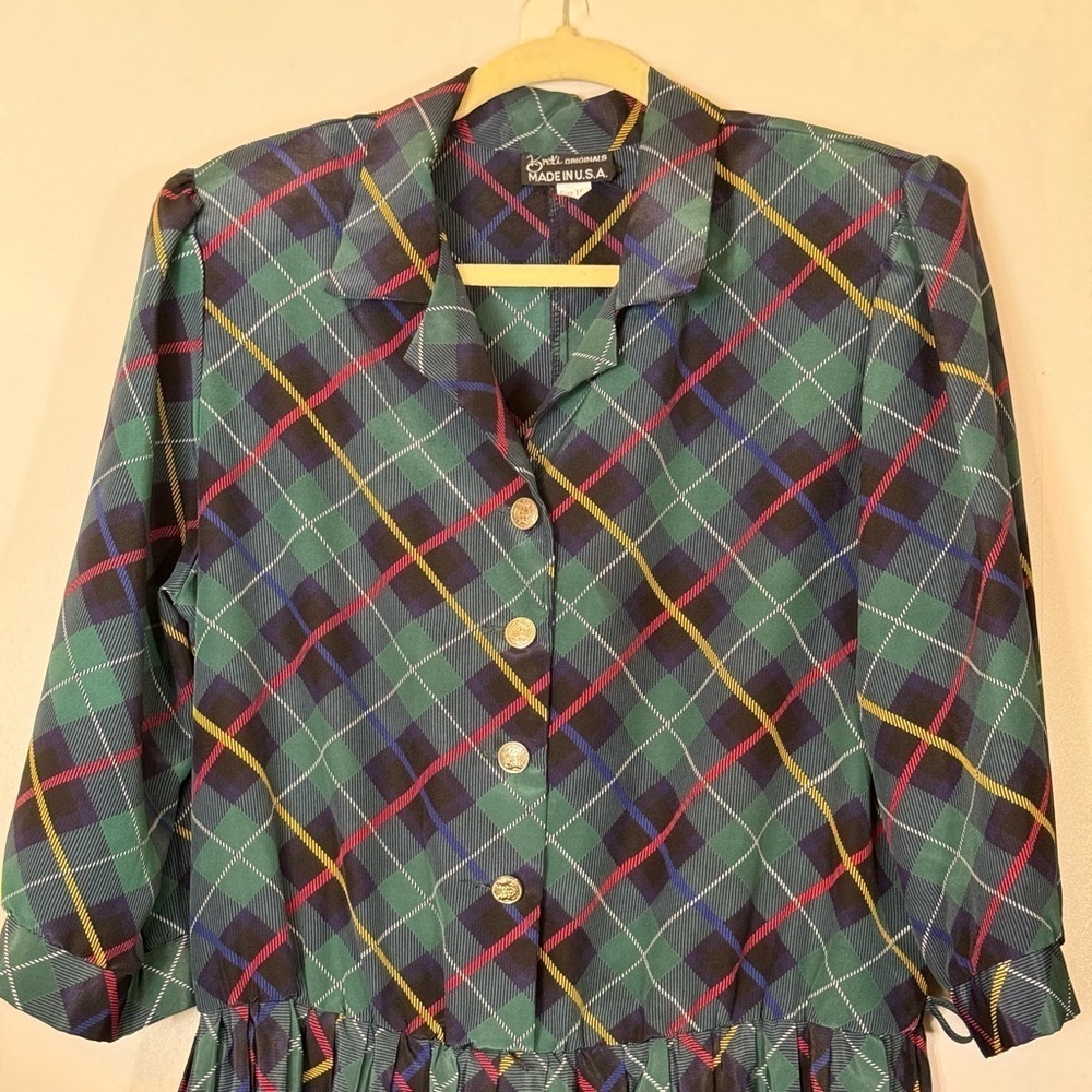 1980s Breli Originals Plaid Secretary Dress with Royal Coat of Arms Gold Trim - Picture 8 of 16